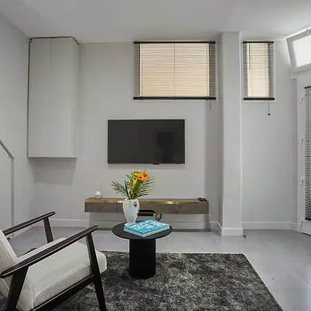 Residense Montmartre By Prestige Apartment *